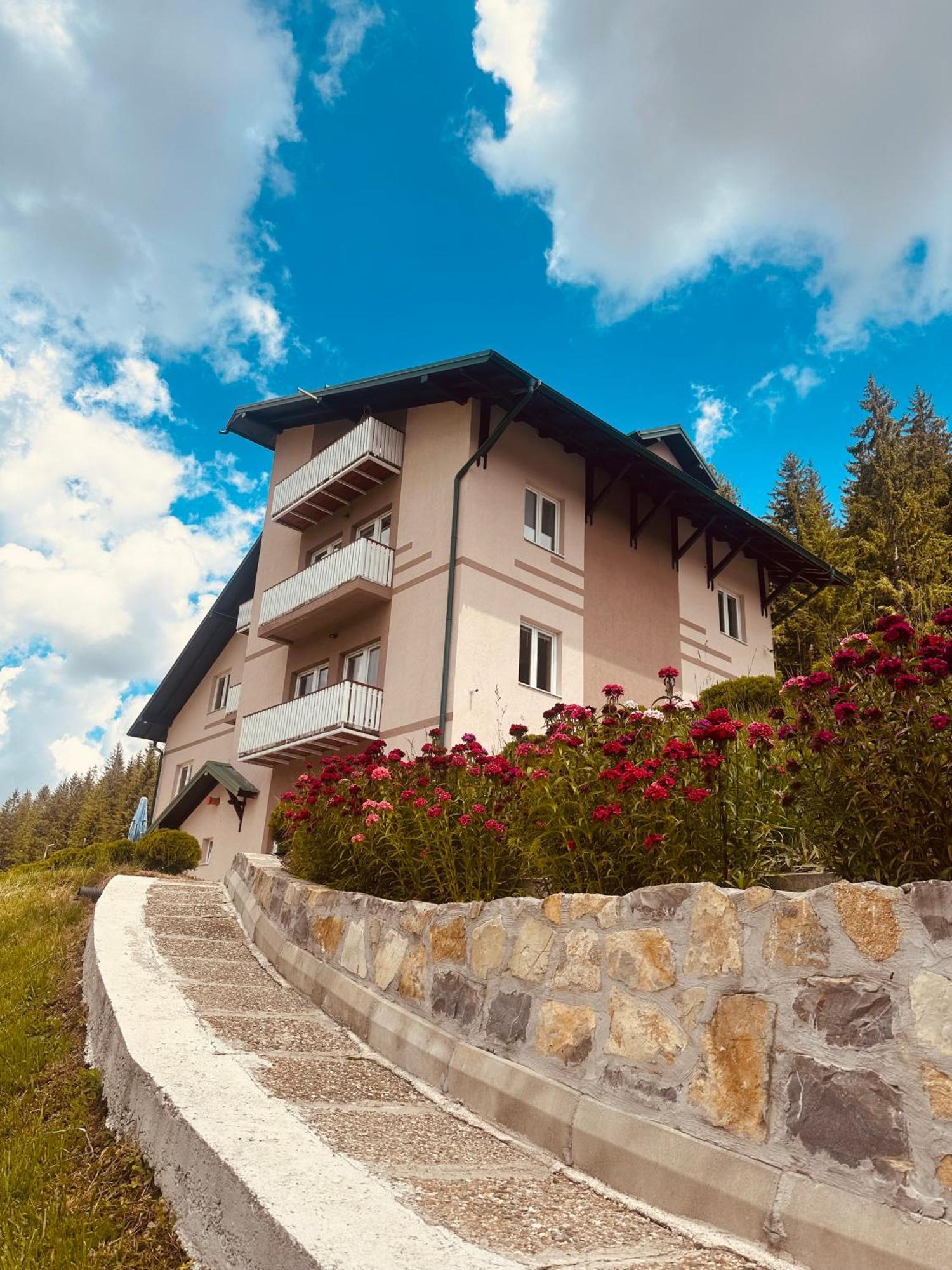 Zlatarska Kruna Nova Varos Ngoại thất bức ảnh